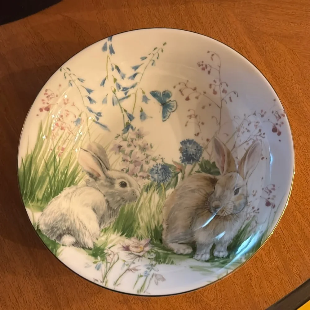 WILLIAMS-SONOMA Floral Meadow Bunny Rabbits  Easter Round Soup Bowl 9